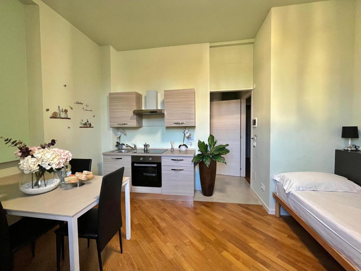 Villa Mirabilia - Vicino A Malpensa E Rho Fiera Gallarate Zewnętrze zdjęcie